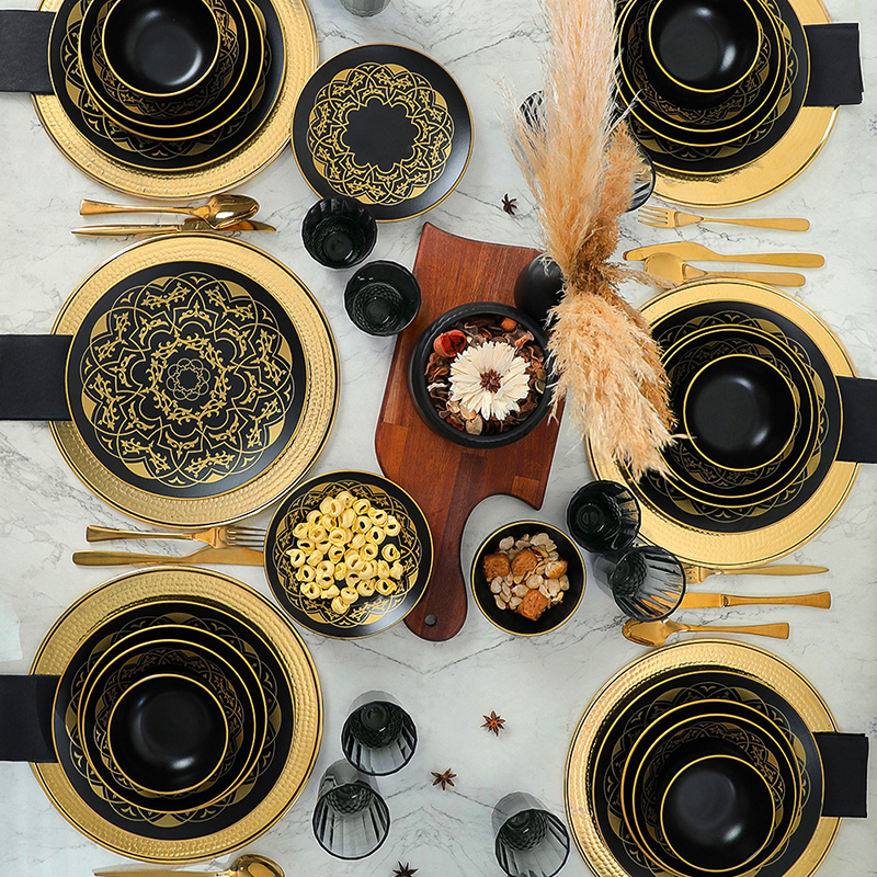 Комплект за хранене Keramika - 24 части, Жълто/Черно, изглед отгоре на маса