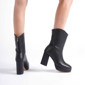 Дамски боти на платформа Trendella - черни, заден изглед